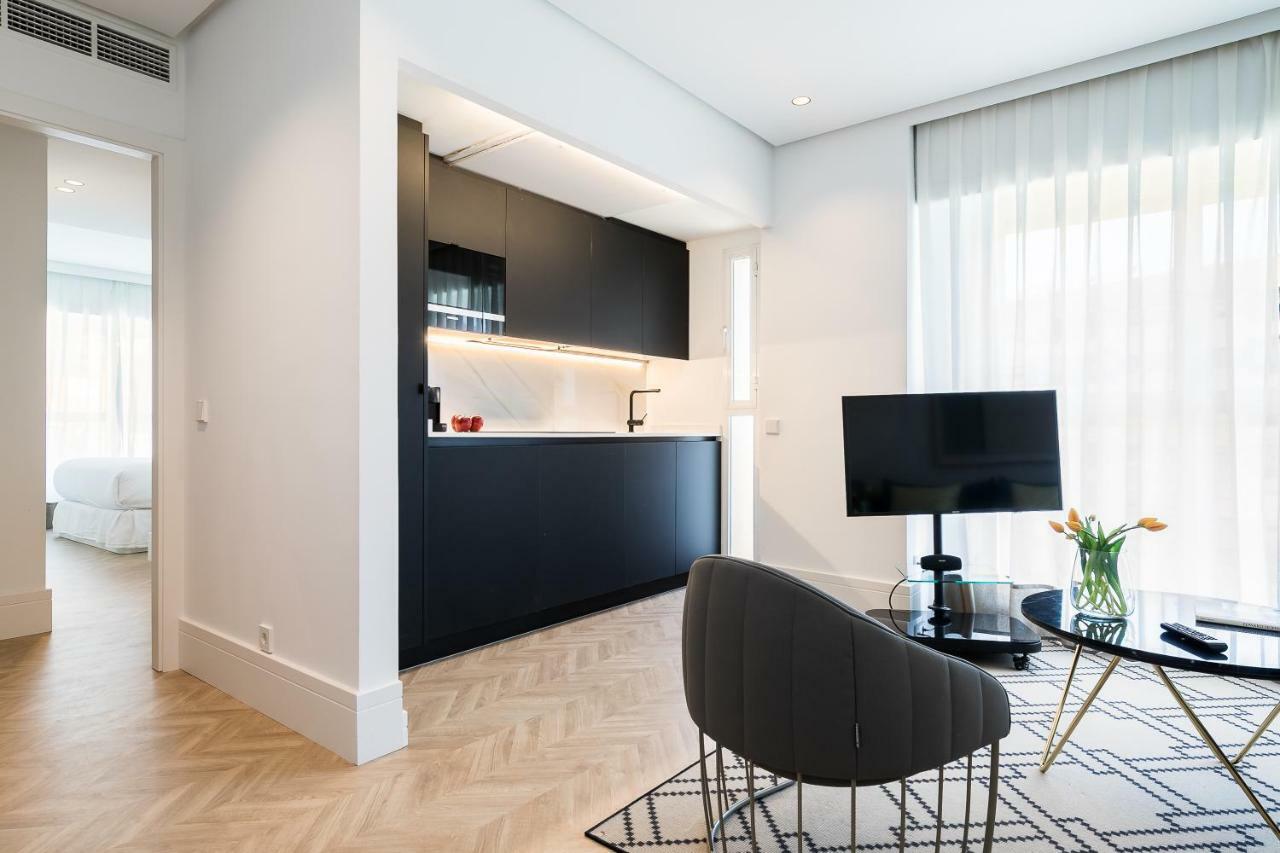 Feelathome Waldorf Suites Apartments Мадрид Экстерьер фото