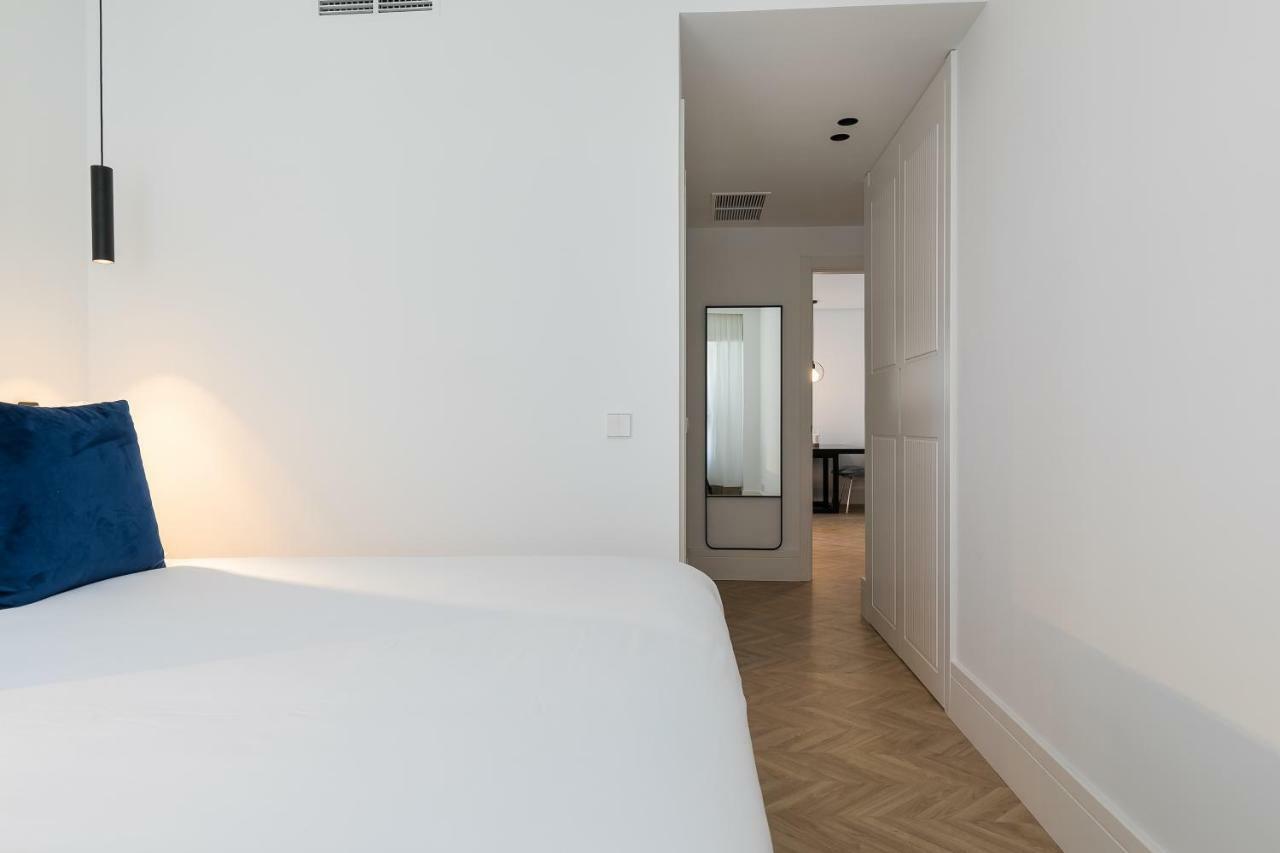 Feelathome Waldorf Suites Apartments Мадрид Экстерьер фото