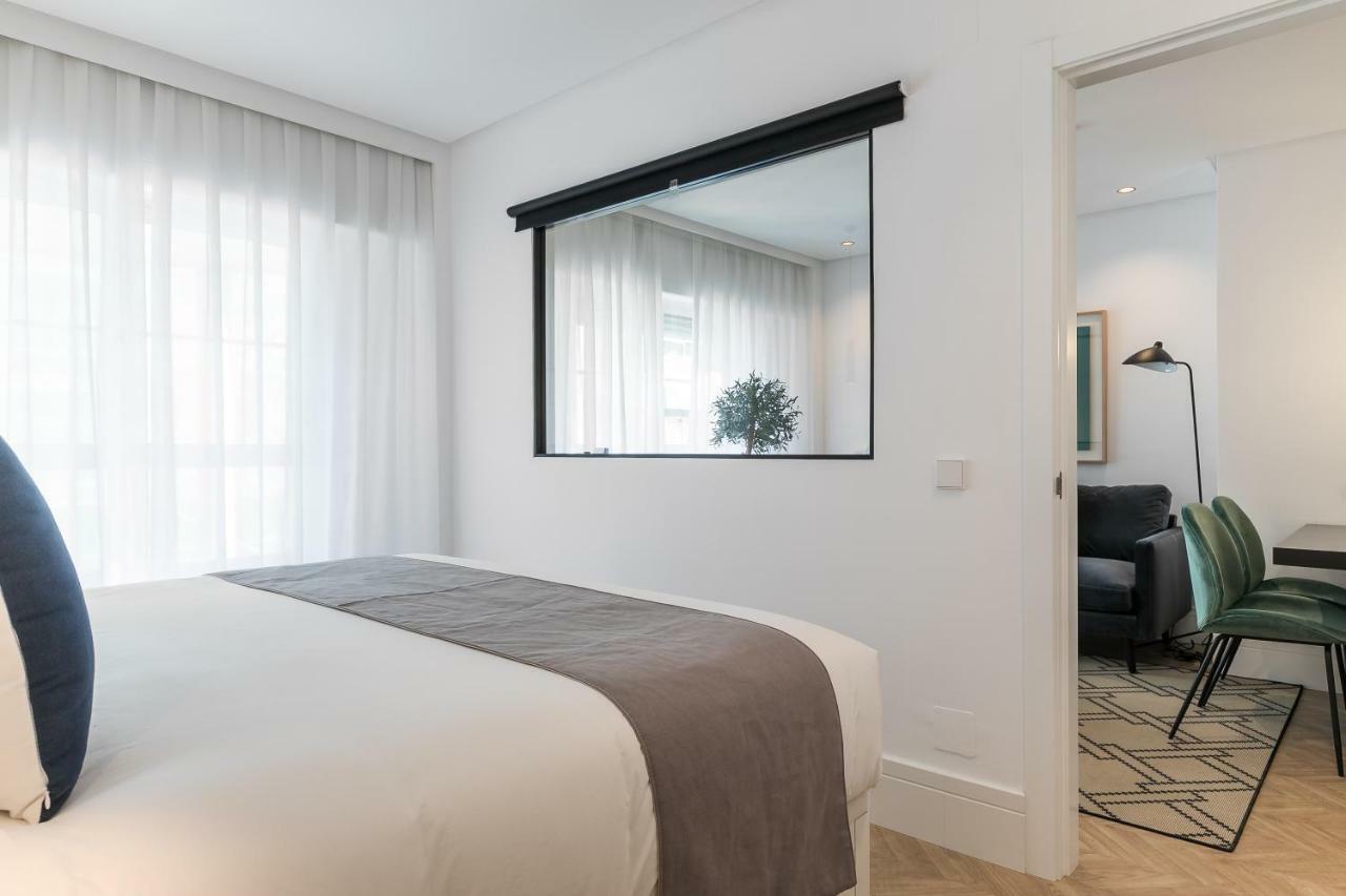 Feelathome Waldorf Suites Apartments Мадрид Экстерьер фото